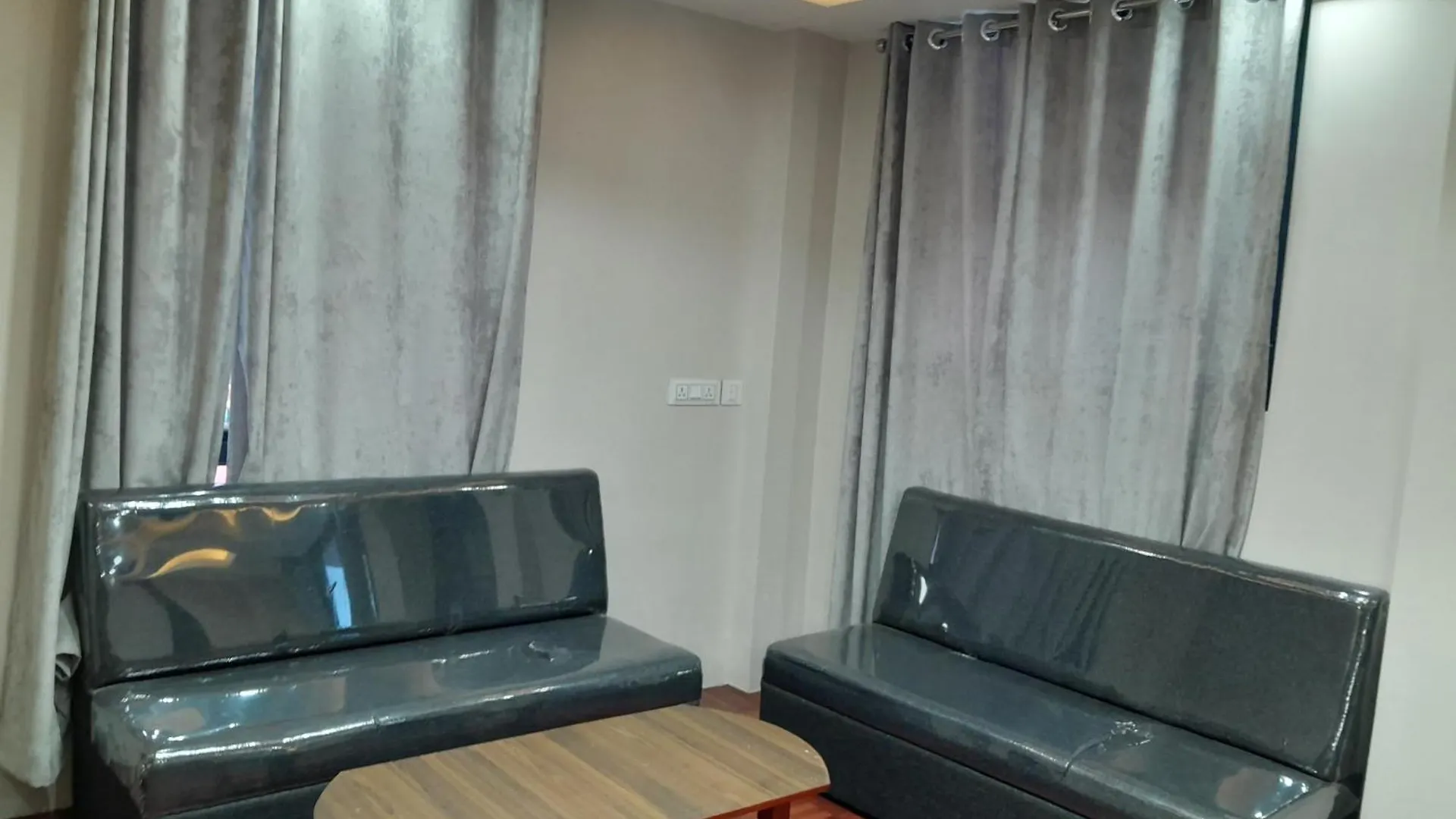 Applewood Inn Kathmandu 0*,